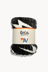 Black // White Bolt